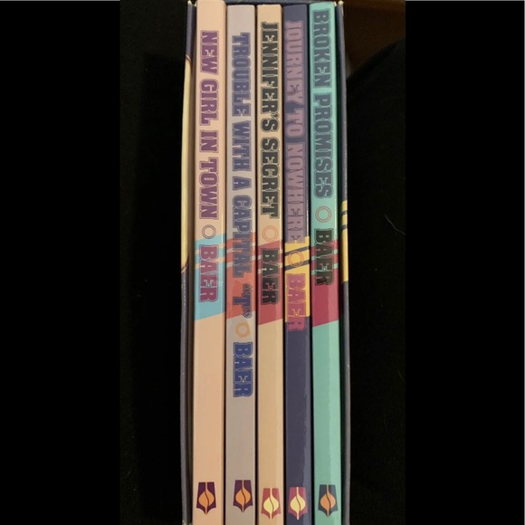 Vintage Cedar River Daydreams Series Boxed Set by Judy Baer, Books 1-5 - Picture 3 of 3